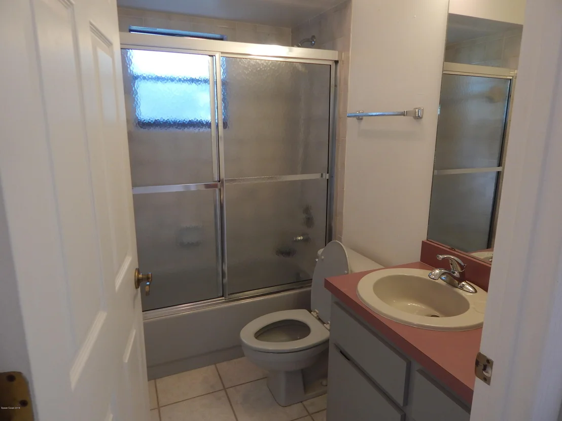 Photo of 711 Montclair Road NE