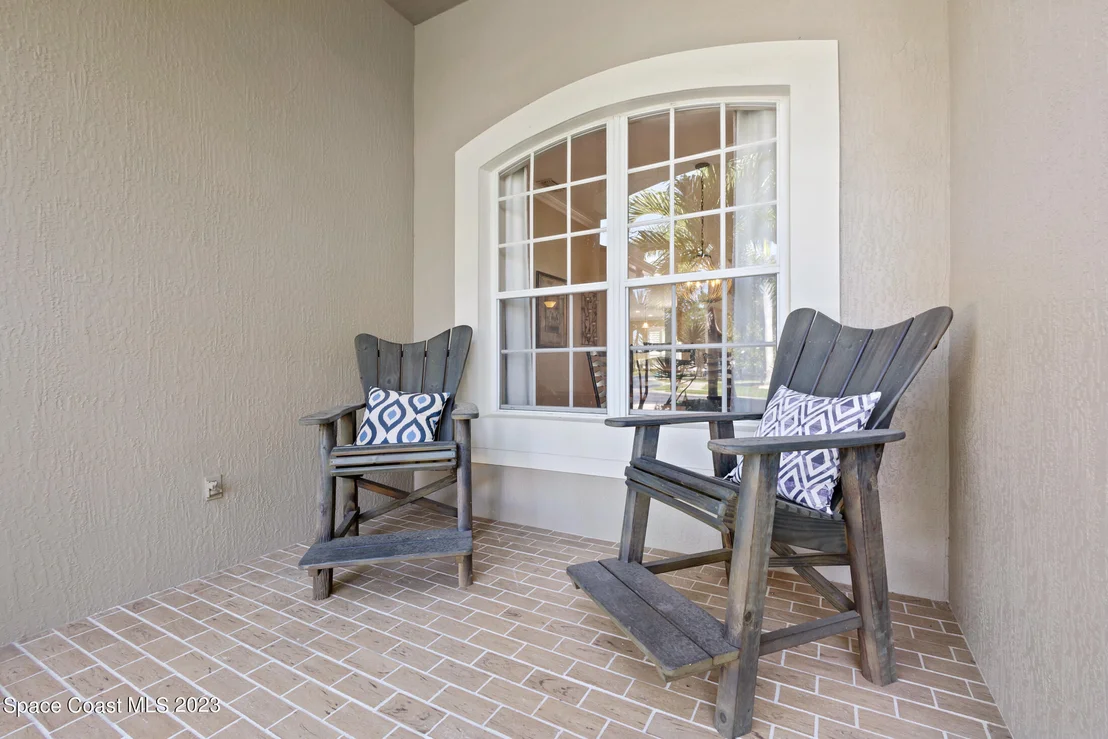 Photo of 5847 Arlington Circle