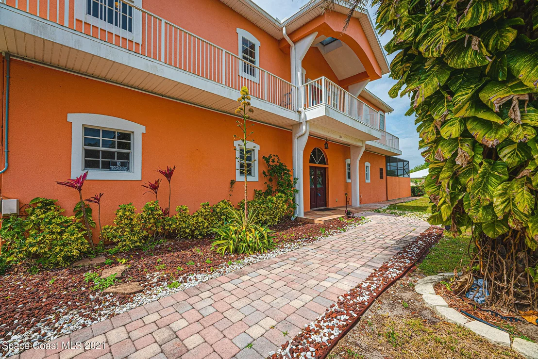 Photo of 585 Amber Lane