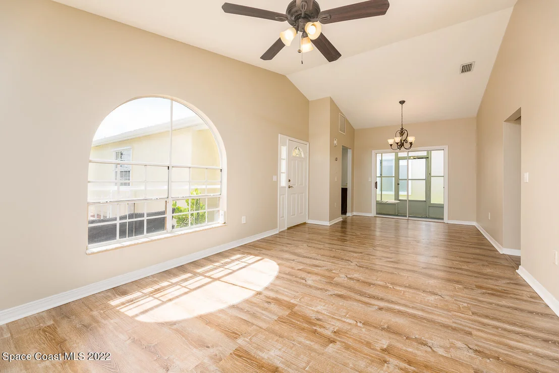 Photo of 4133 Green Oak Drive