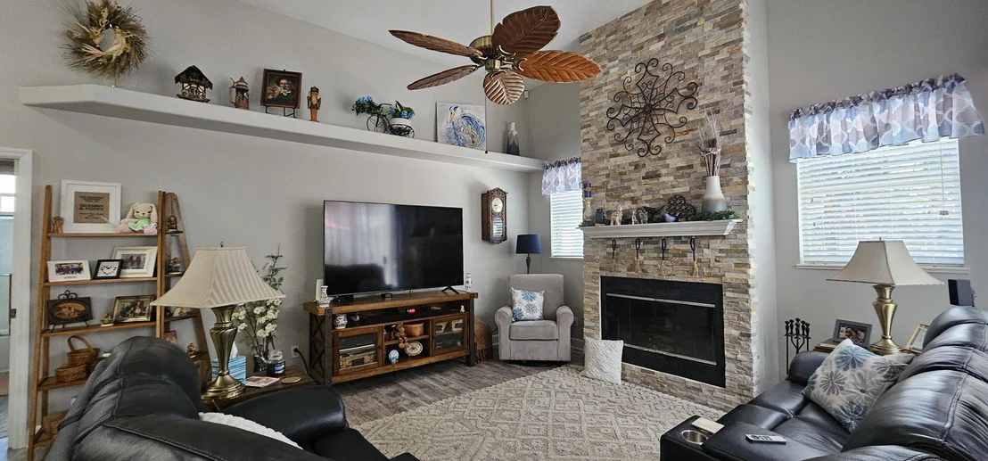 Photo of 2566 Christopher Drive