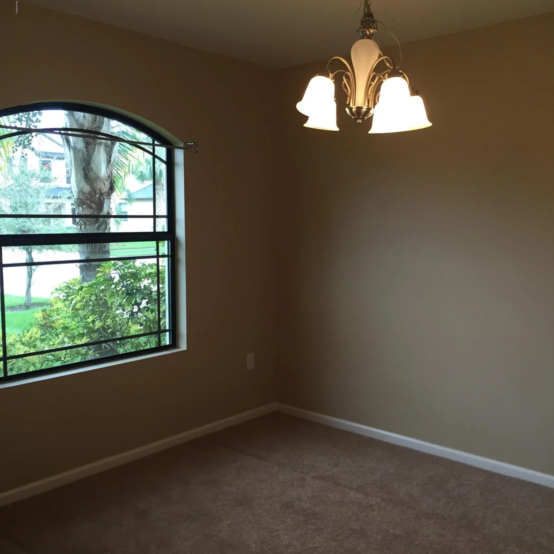 Photo of 1032 Hailey Street