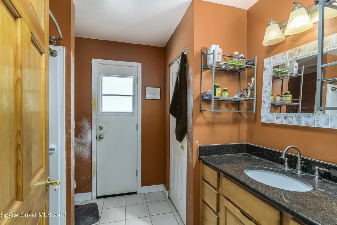 Photo of 3232 Lago Vista Drive