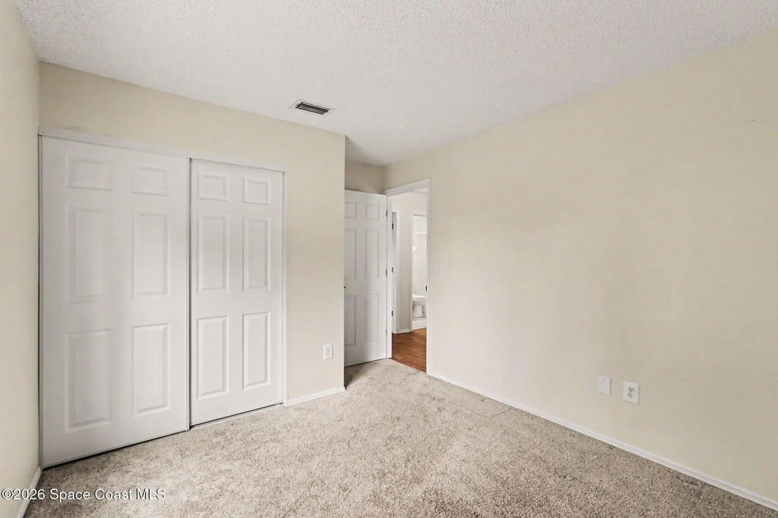 Photo of 882 Wateroak Drive NE