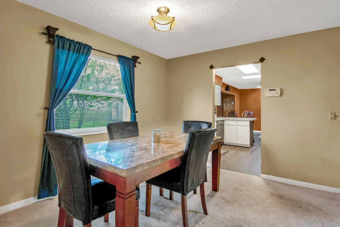 Photo of 994 Nicklaus Drive