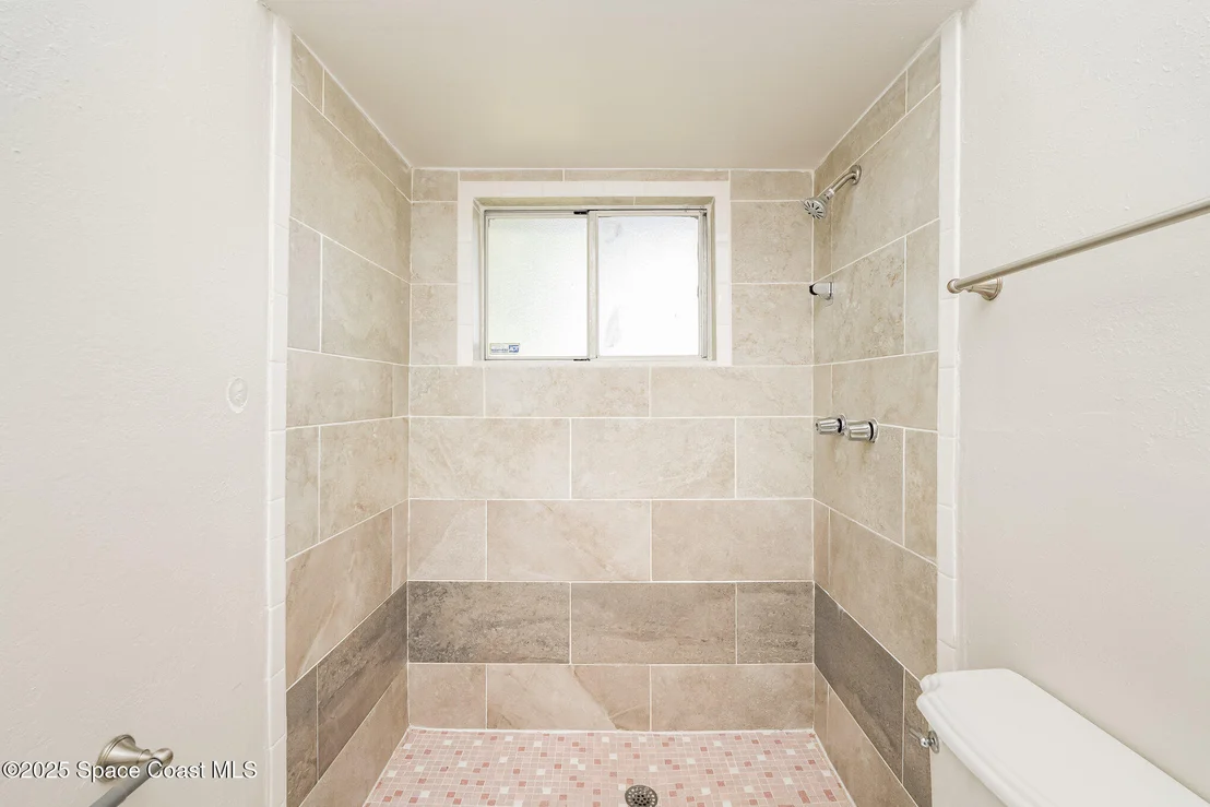 Photo of 1122 Manatee Drive