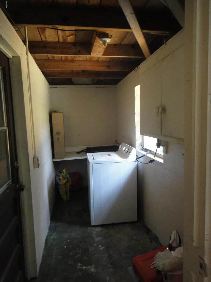 Photo of 116 NW Irwin Avenue