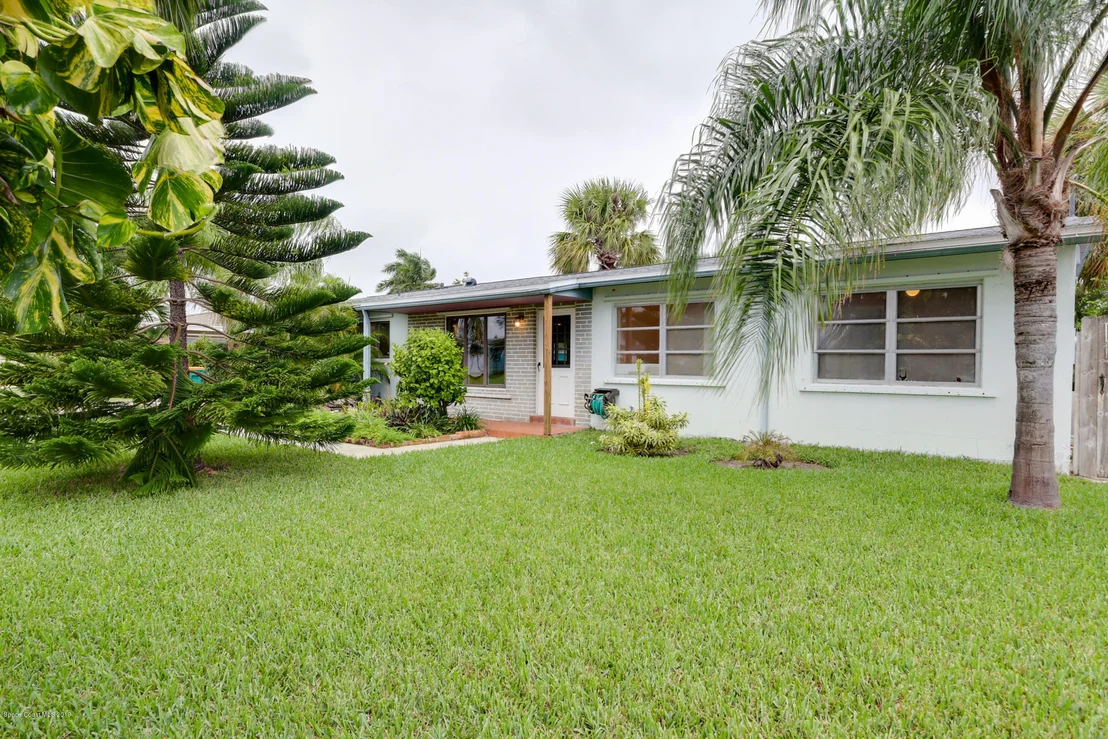 Photo of 443 Atlantis Drive