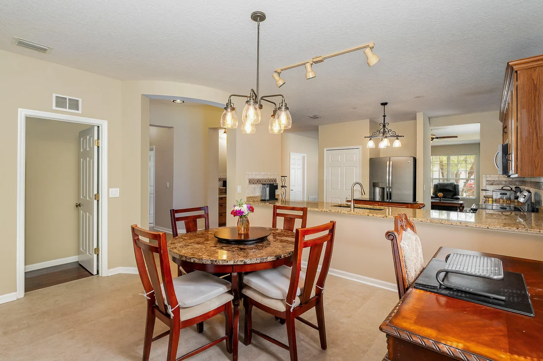 Photo of 472 Cressa Circle