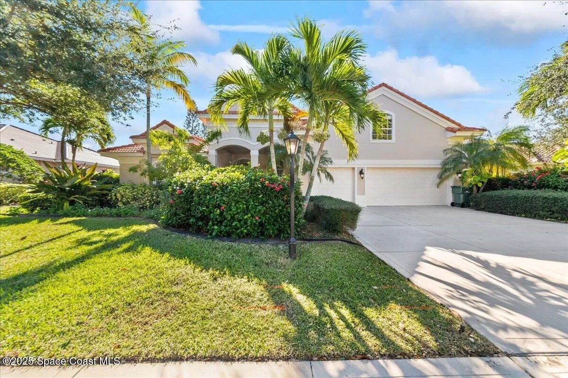 Photo of 327 Southampton Drive