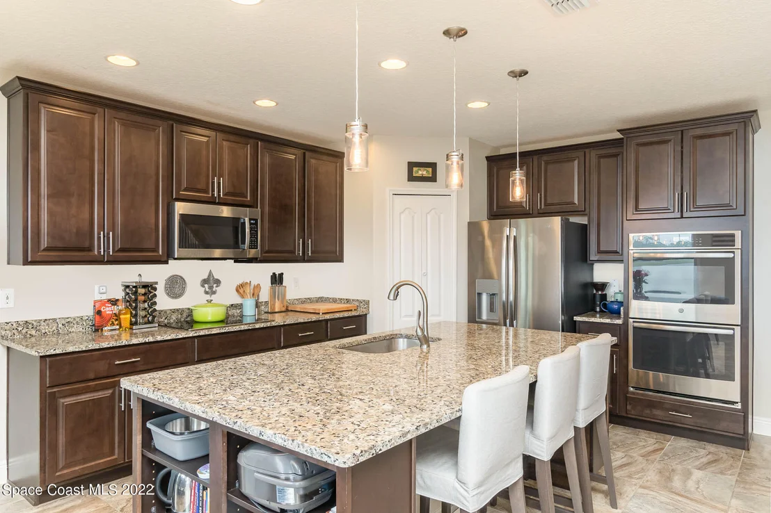 Photo of 1005 Bear Lake Drive