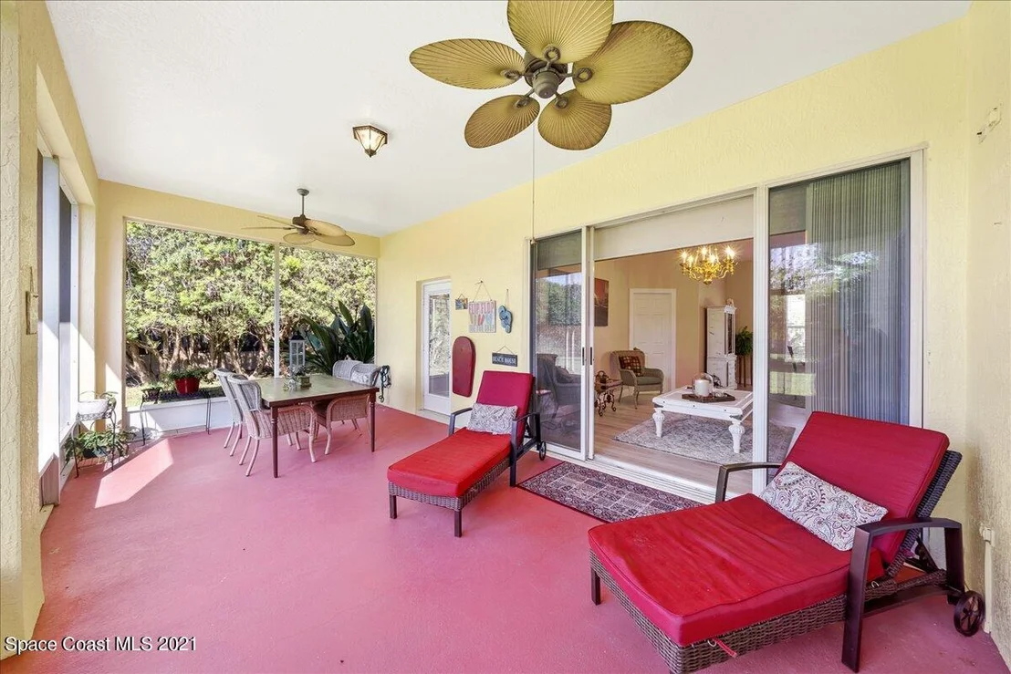 Photo of 1150 Spring Oak Drive