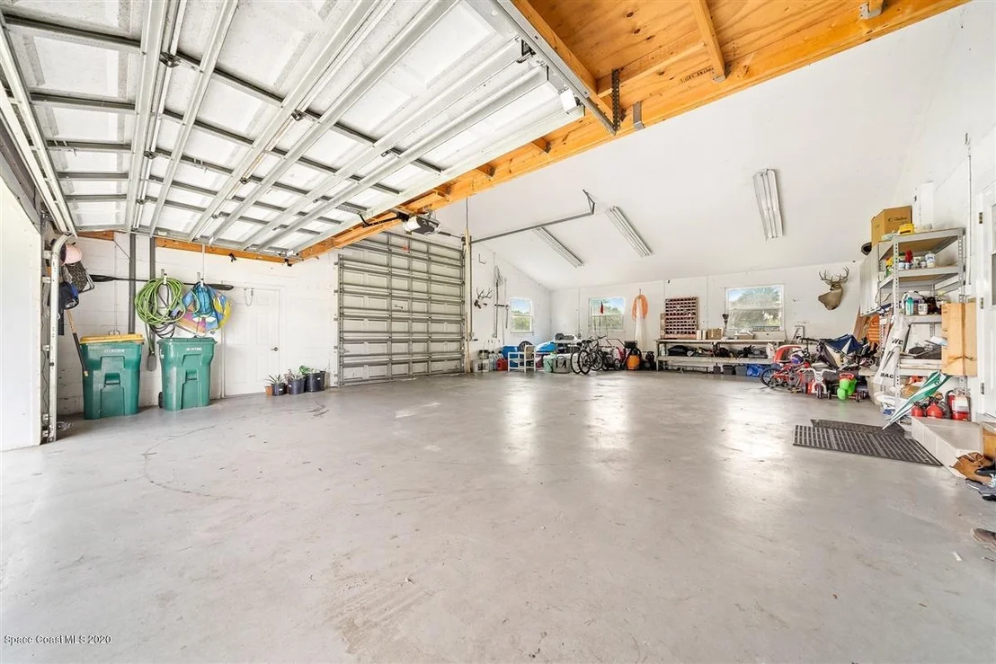 Photo of 4901 Evinrude Road