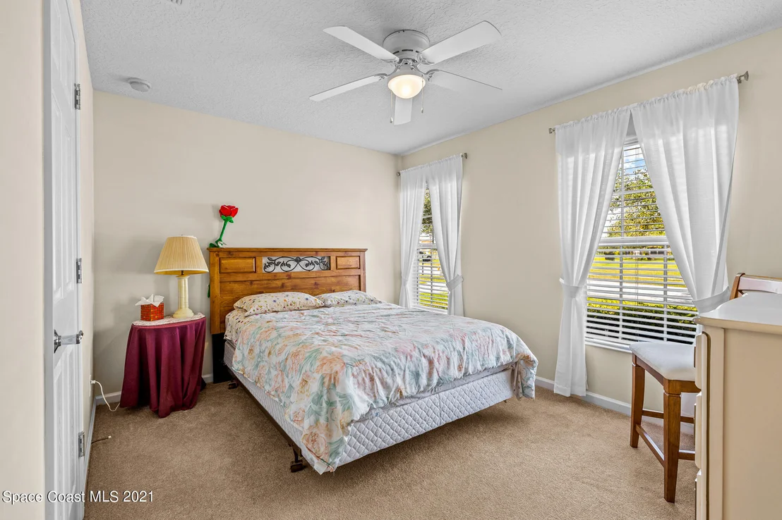 Photo of 1702 Dittmer Circle SE