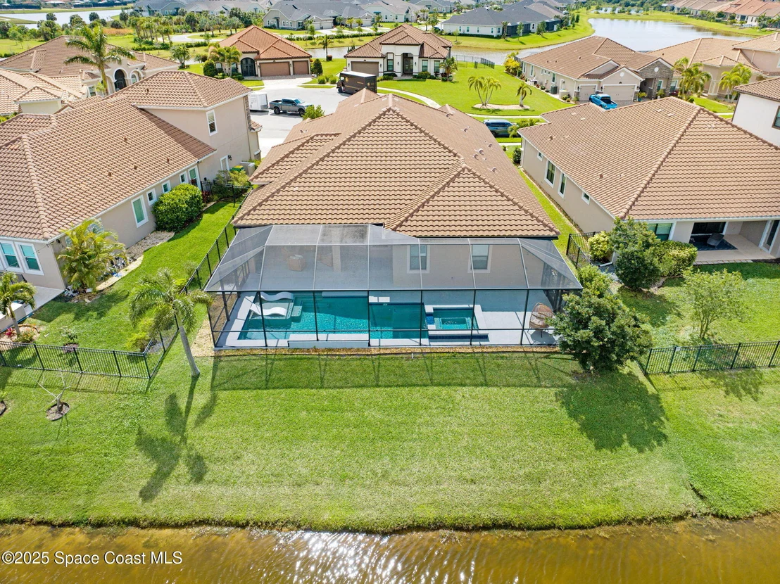 Photo of 8116 Stonecrest Drive