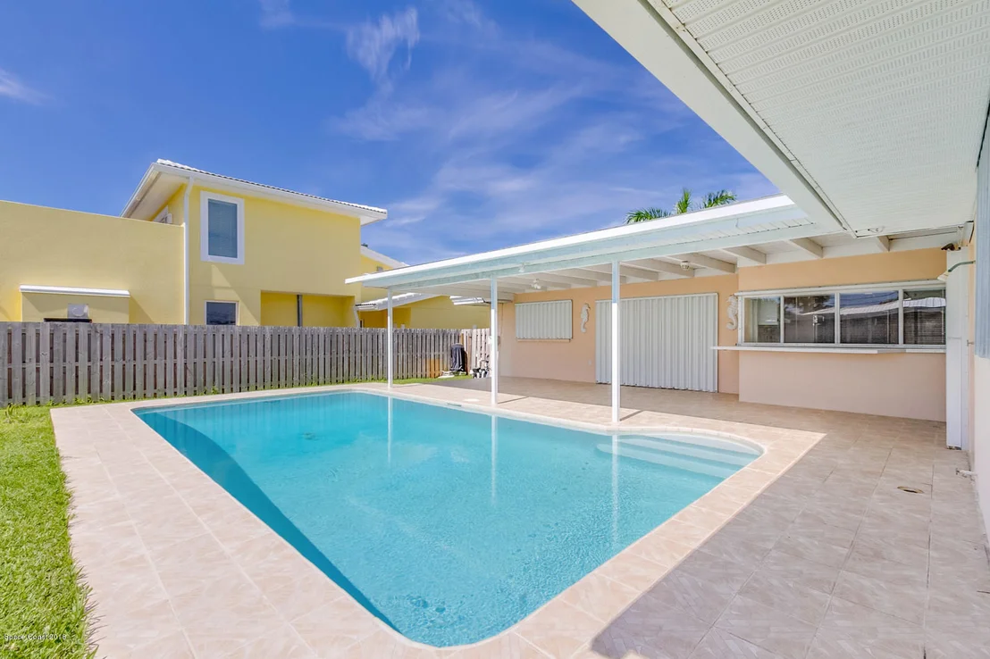 Photo of 4844 Fairview Drive