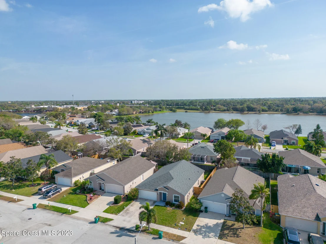 Photo of 790 Wickham Lakes Drive