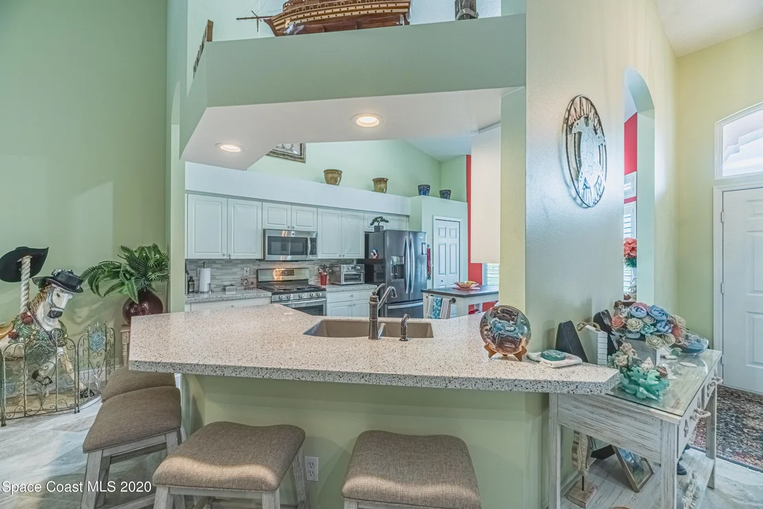 Photo of 338 Renaissance Avenue
