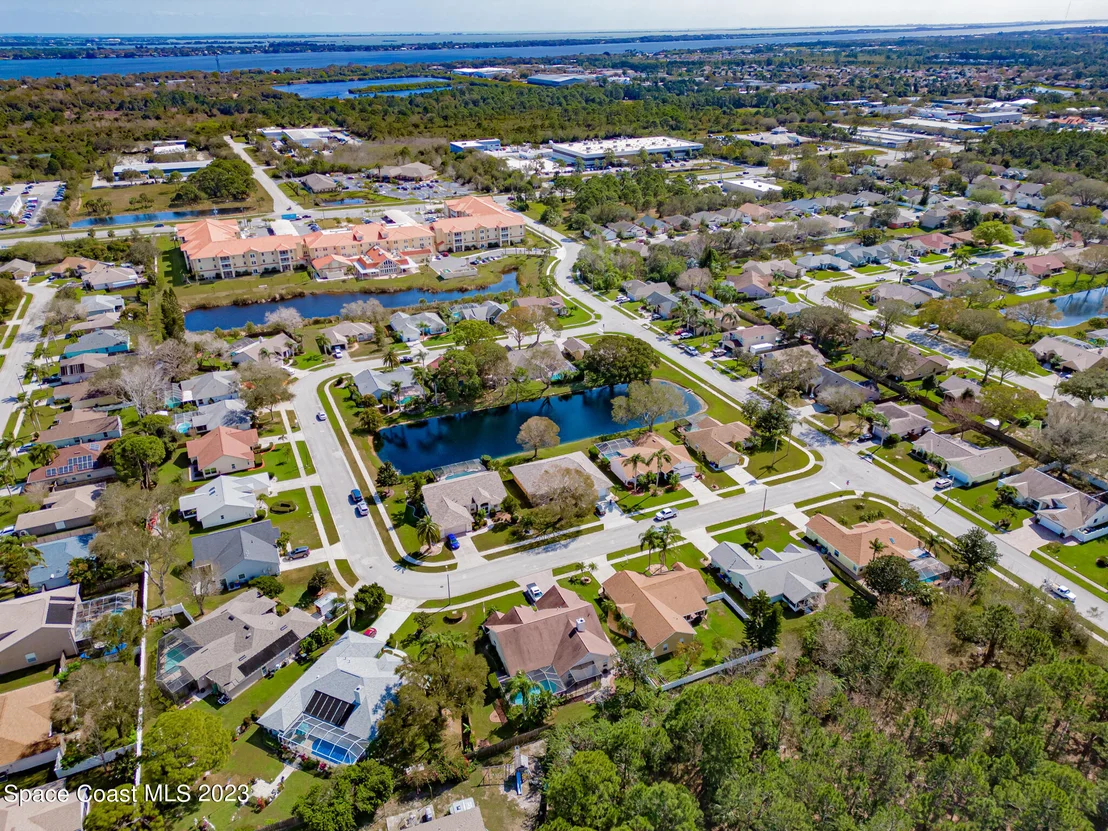 Photo of 969 Tamarind Circle