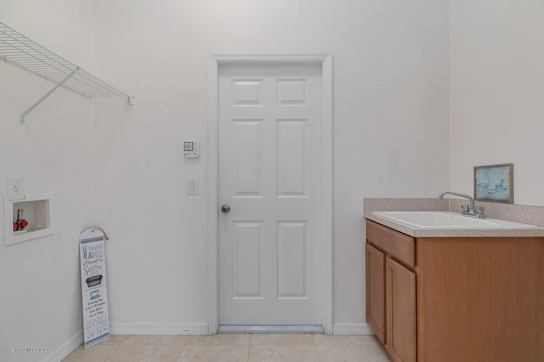 Photo of 1601 Whitman Drive
