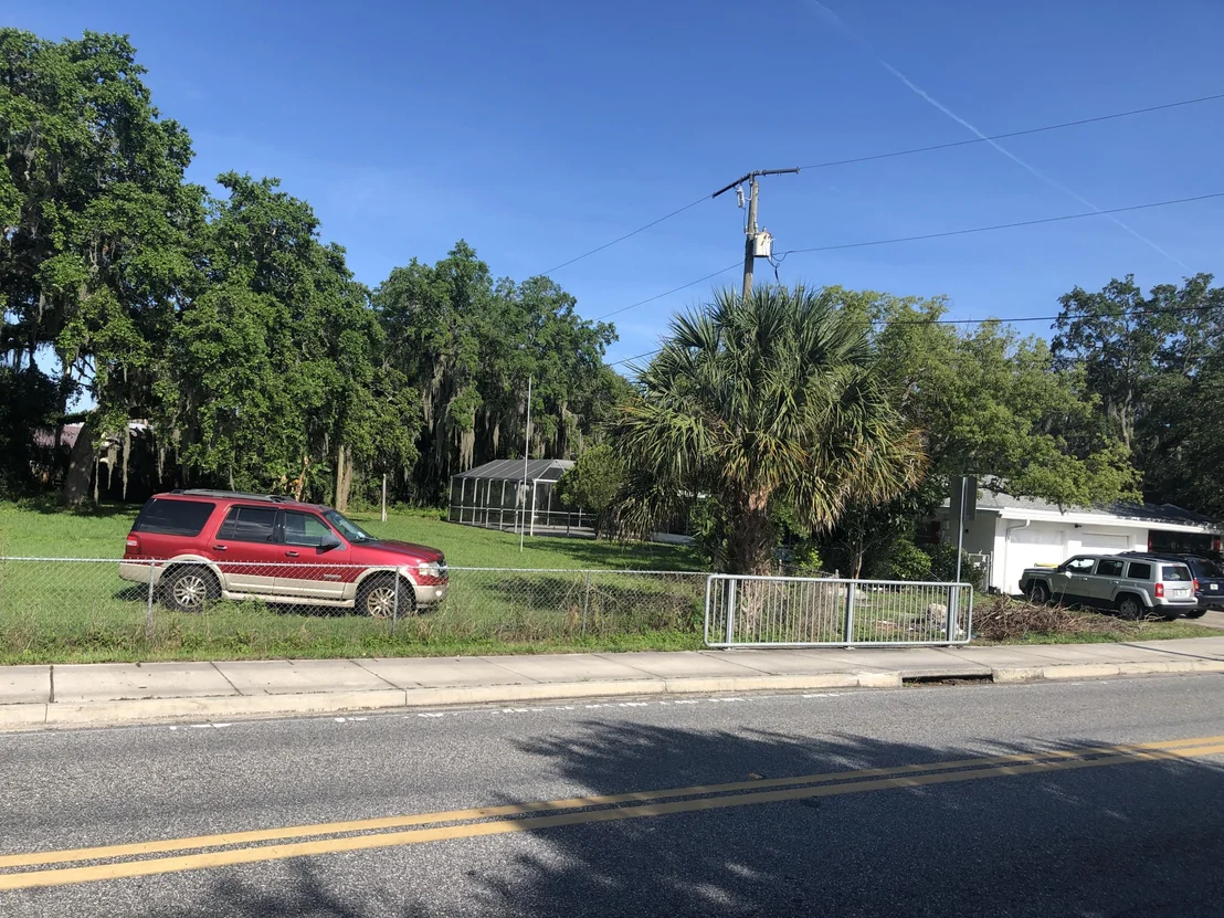 Photo of 304 N Range Road