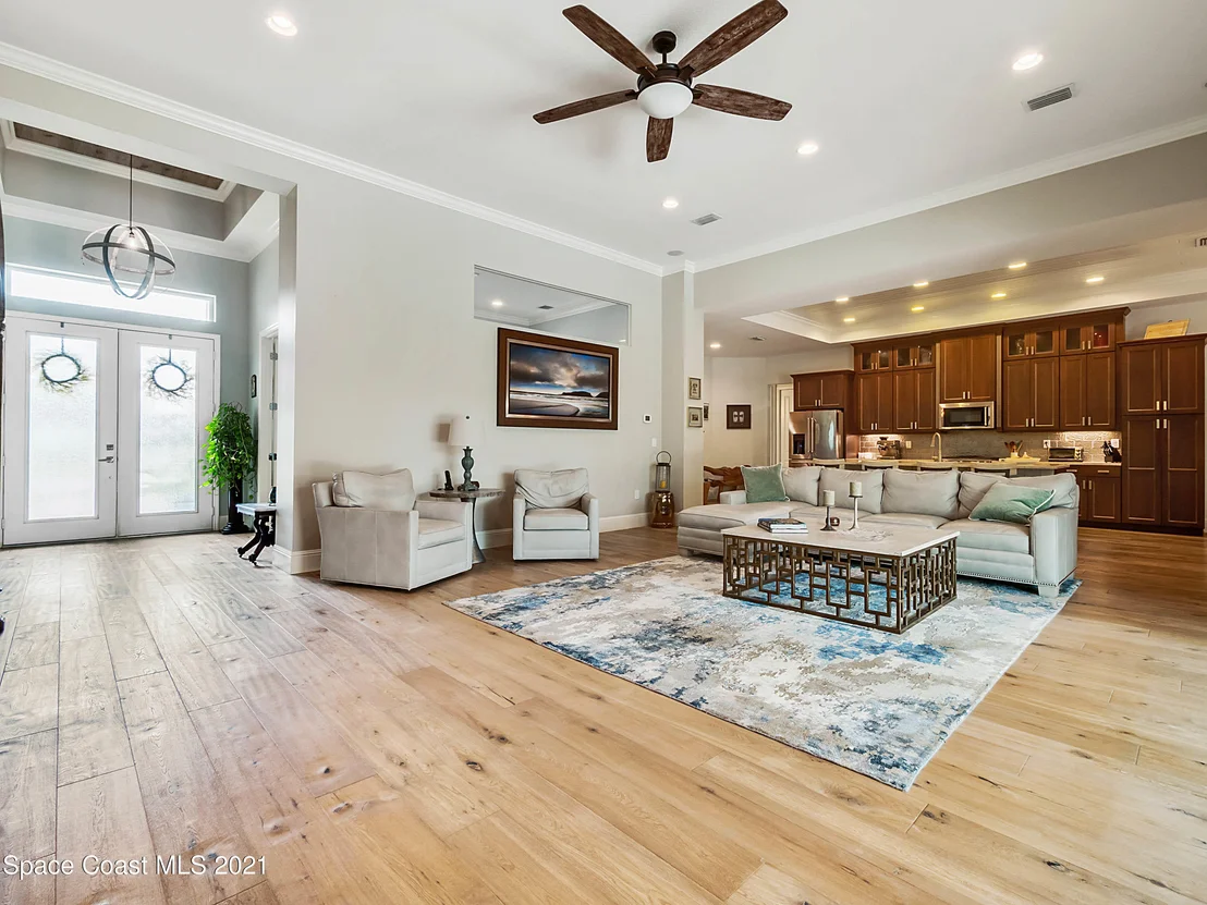 Photo of 357 Southampton Drive