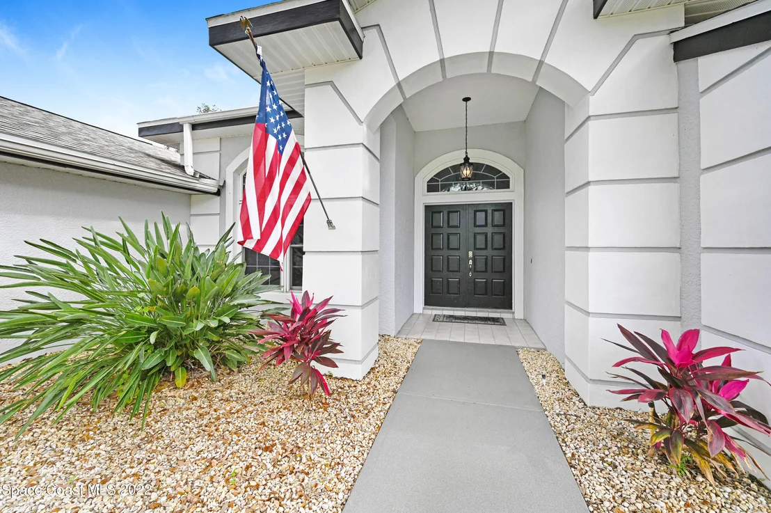 Photo of 4159 Mockingbird Drive