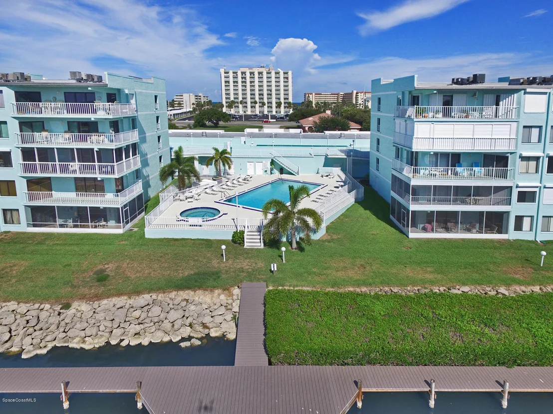 Photo of Unit 1205 at 1700 Commodore Boulevard