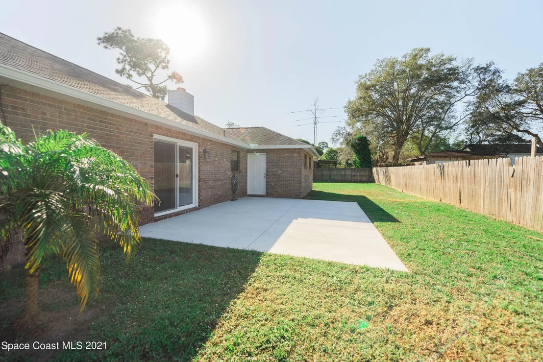 Photo of 6570 Beggs Ter