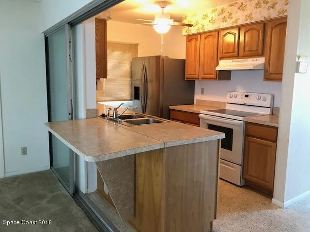 Photo of 862 Hampton Drive NE