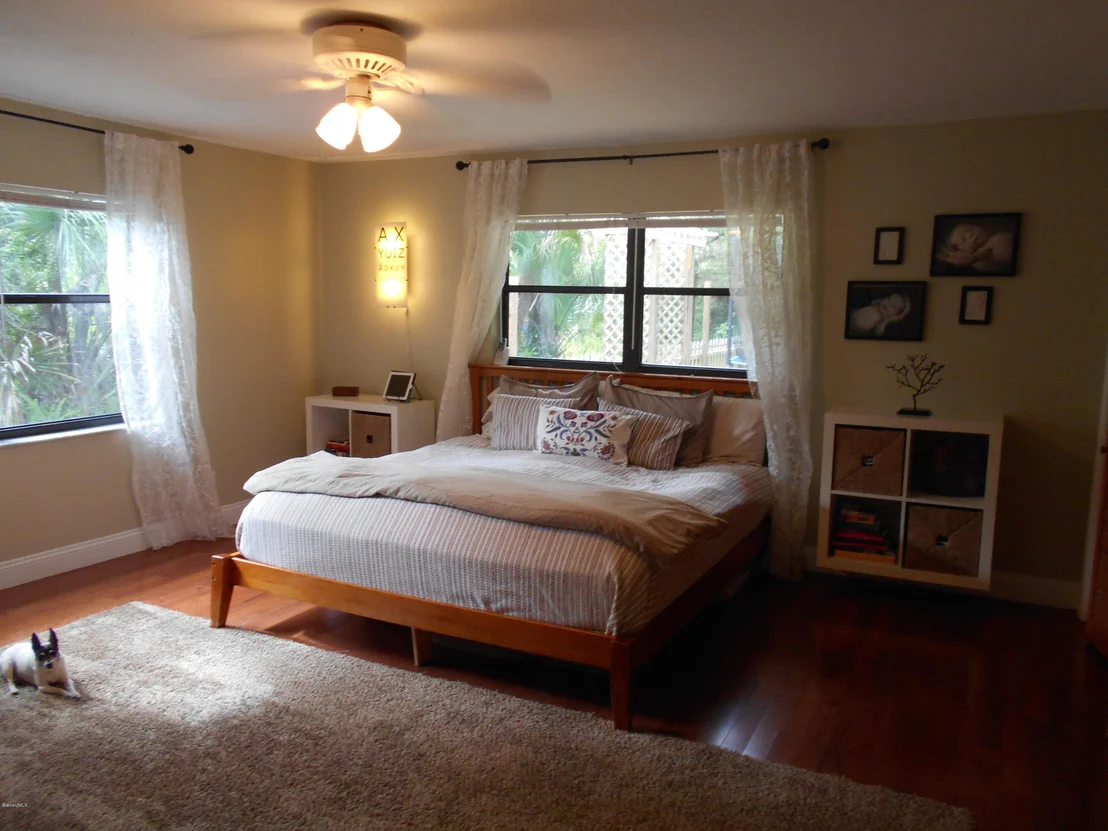 Photo of 8465 Henry Avenue