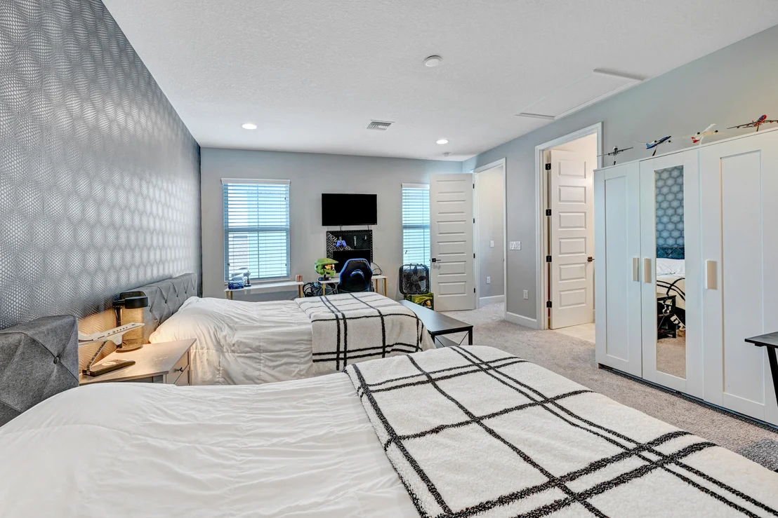 Photo of 9221 Udina