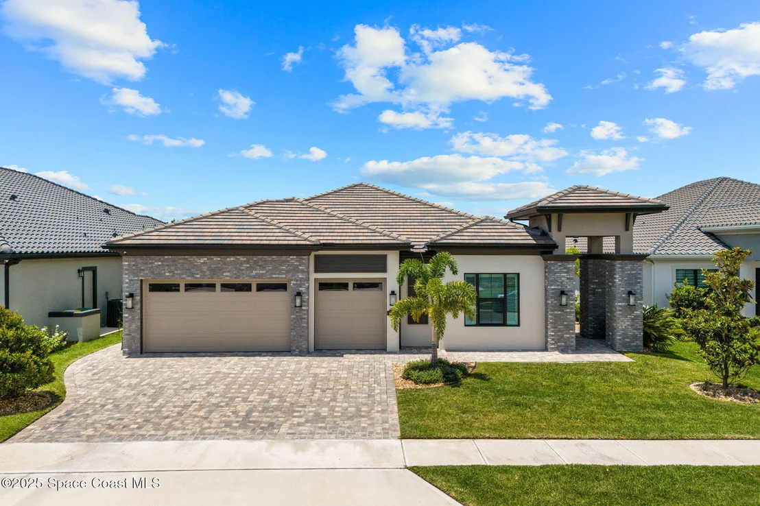 Photo of 2453 Donavan Court