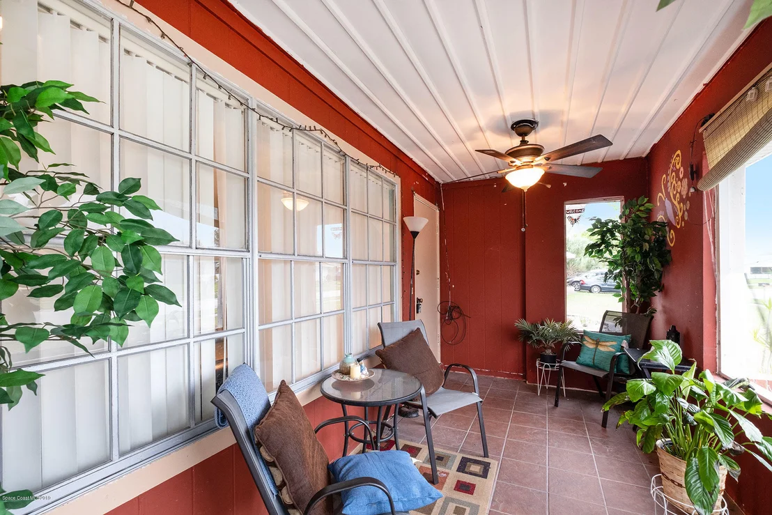 Photo of 945 Burn Drive NE