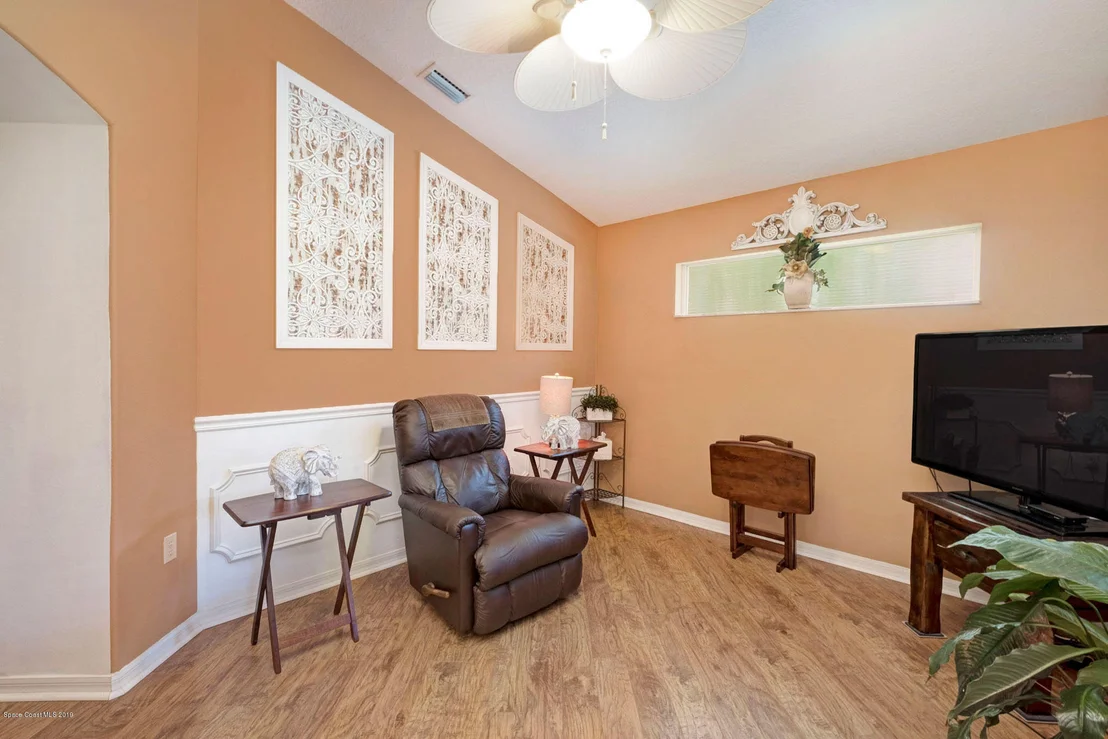 Photo of 2862 Boddington Way