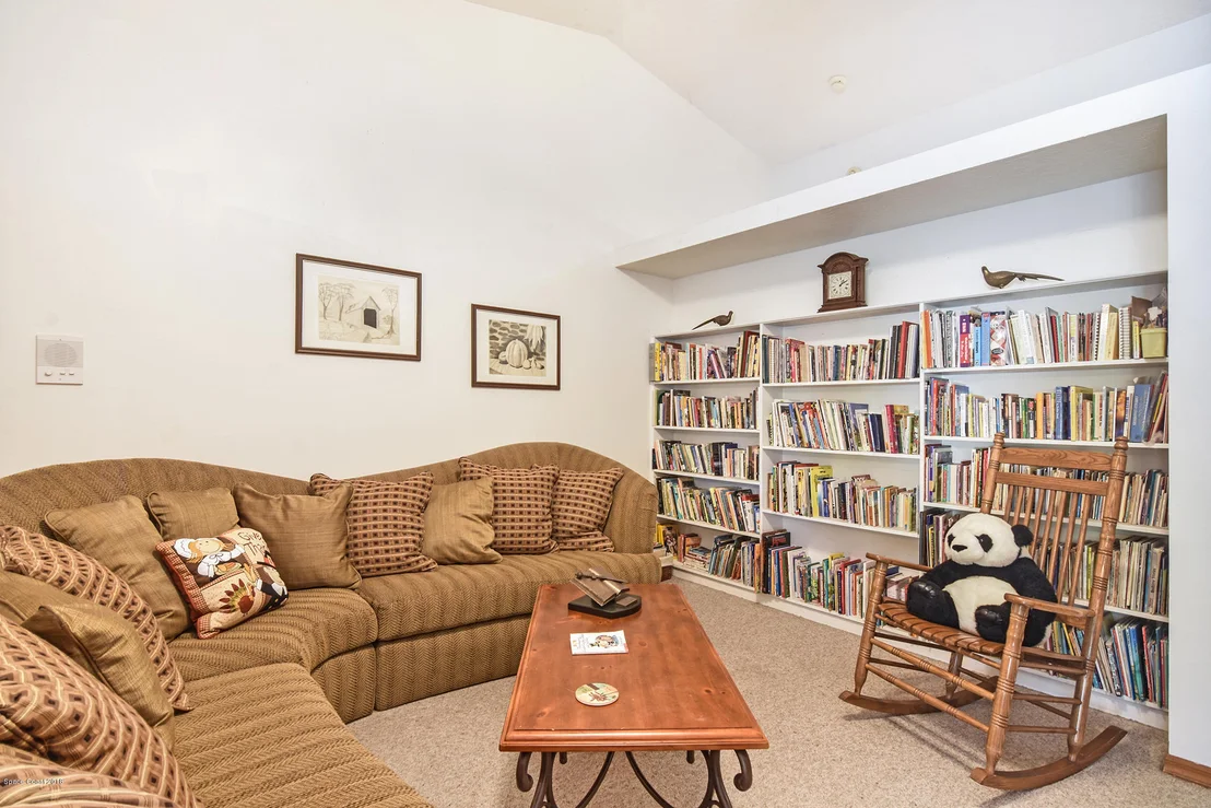 Photo of 5265 Pine Street