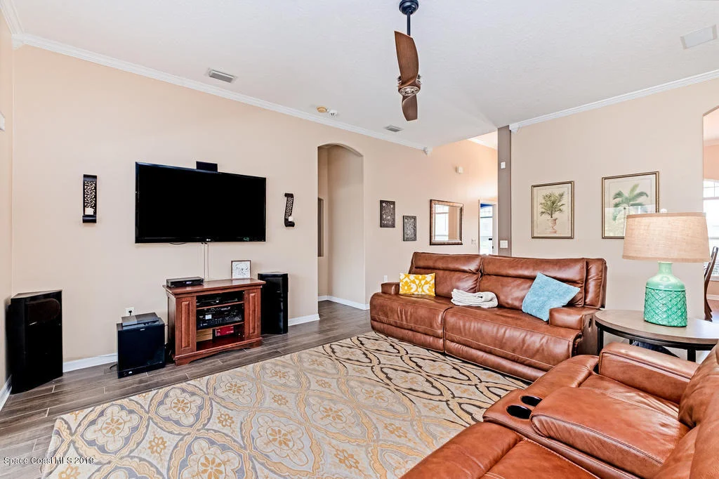 Photo of 1846 Thesy Drive