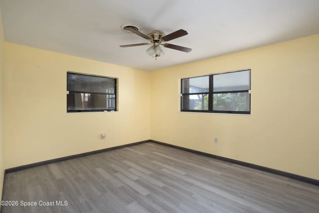 Photo of 335 Brewster Road