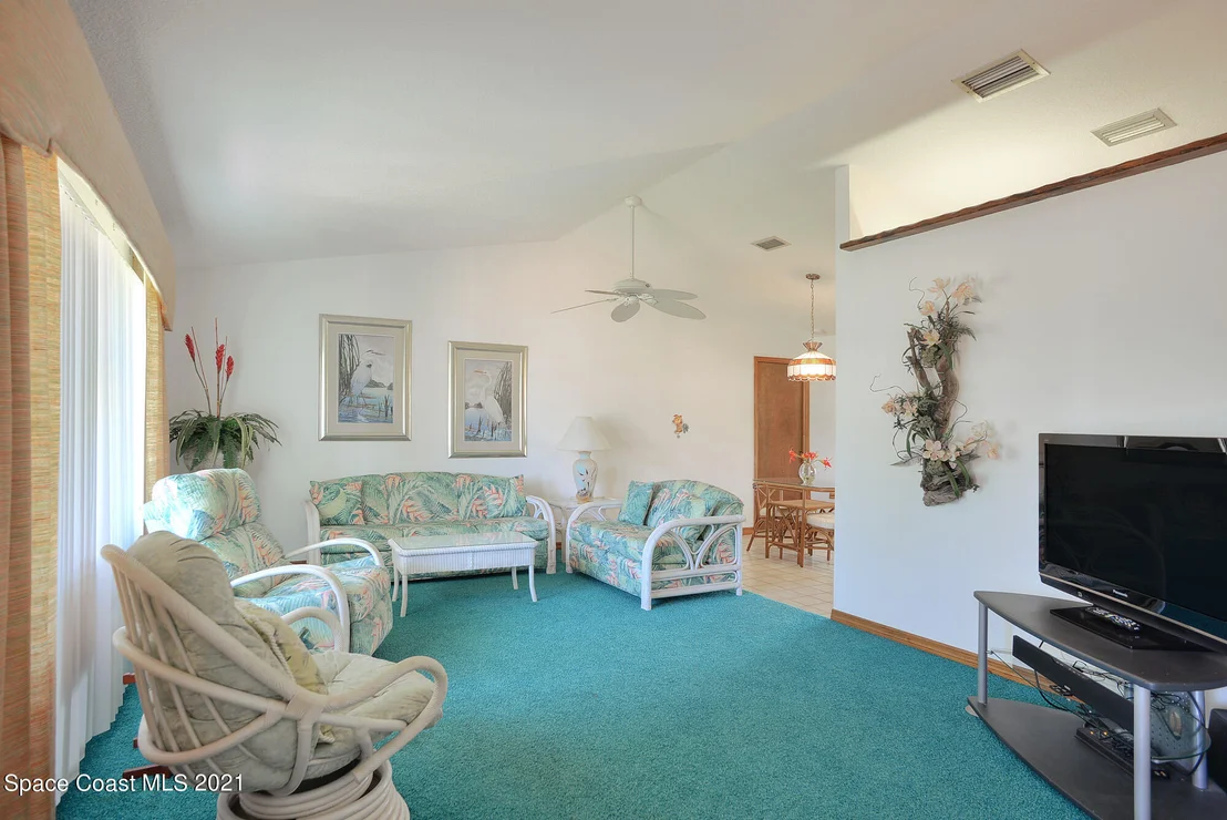 Photo of 105 Mohican Way