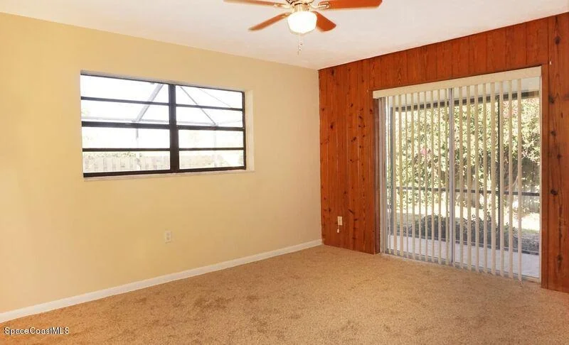 Photo of 401 SKYLARK Boulevard