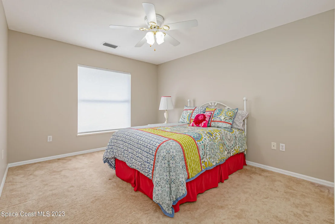 Photo of 4363 Long Lake Road