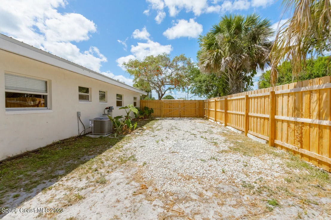 Photo of 825 Tupelo Drive