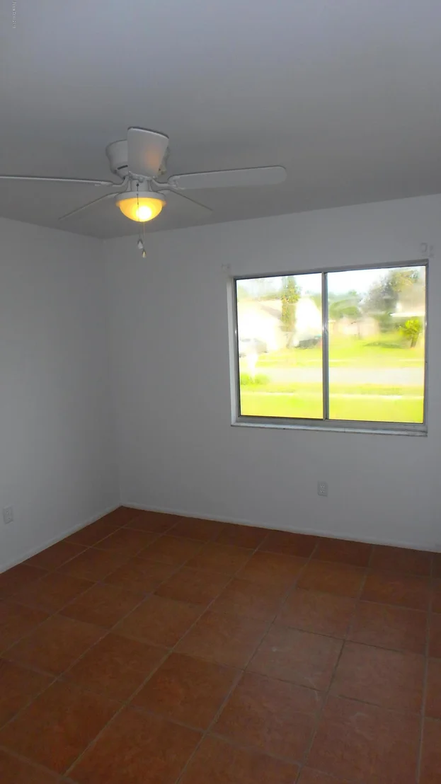 Photo of 1076 Galty Circle NE