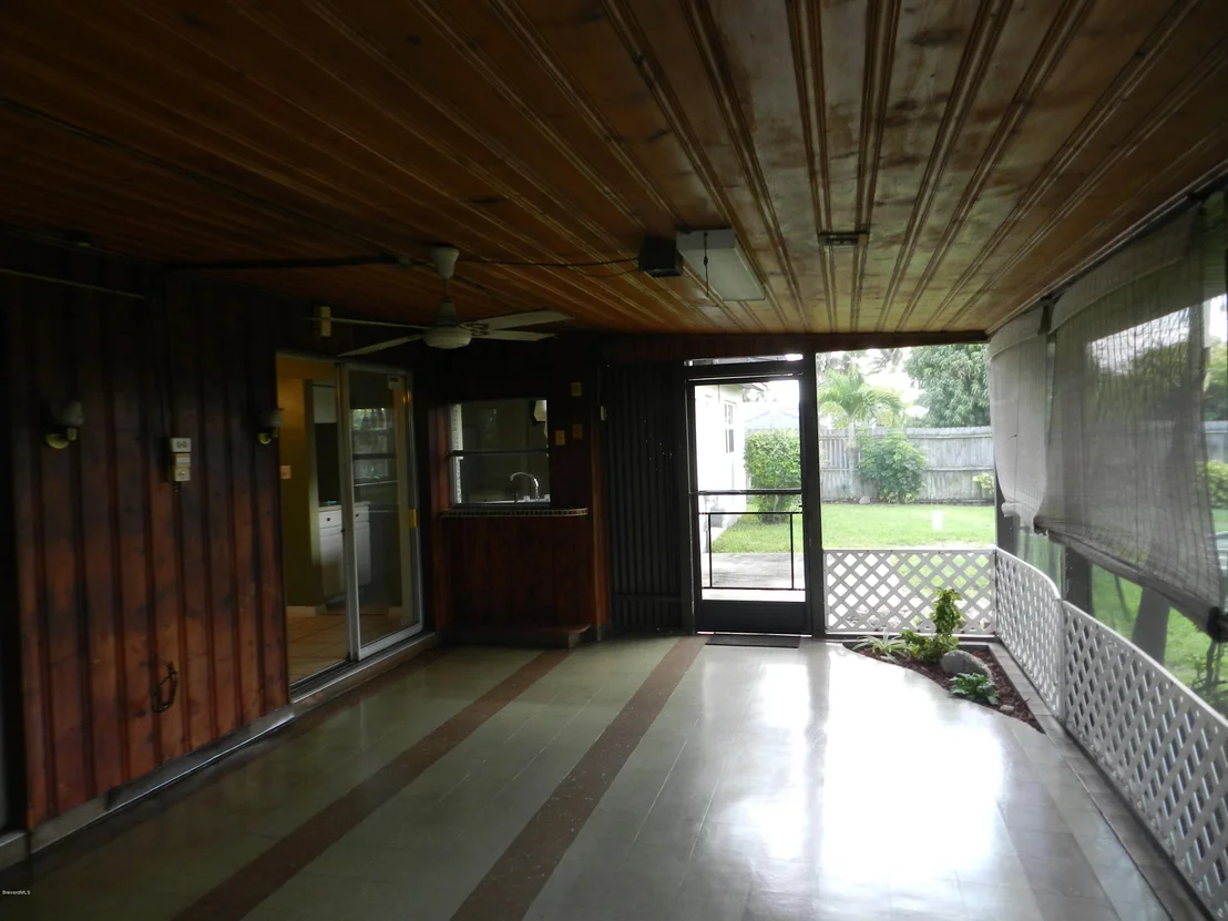 Photo of 215 Melaleuca Drive