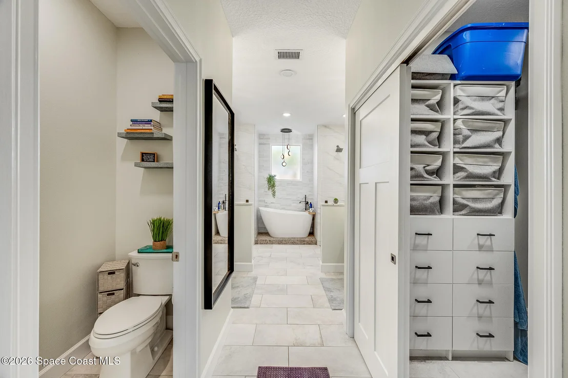 Photo of 447 Sandy Key