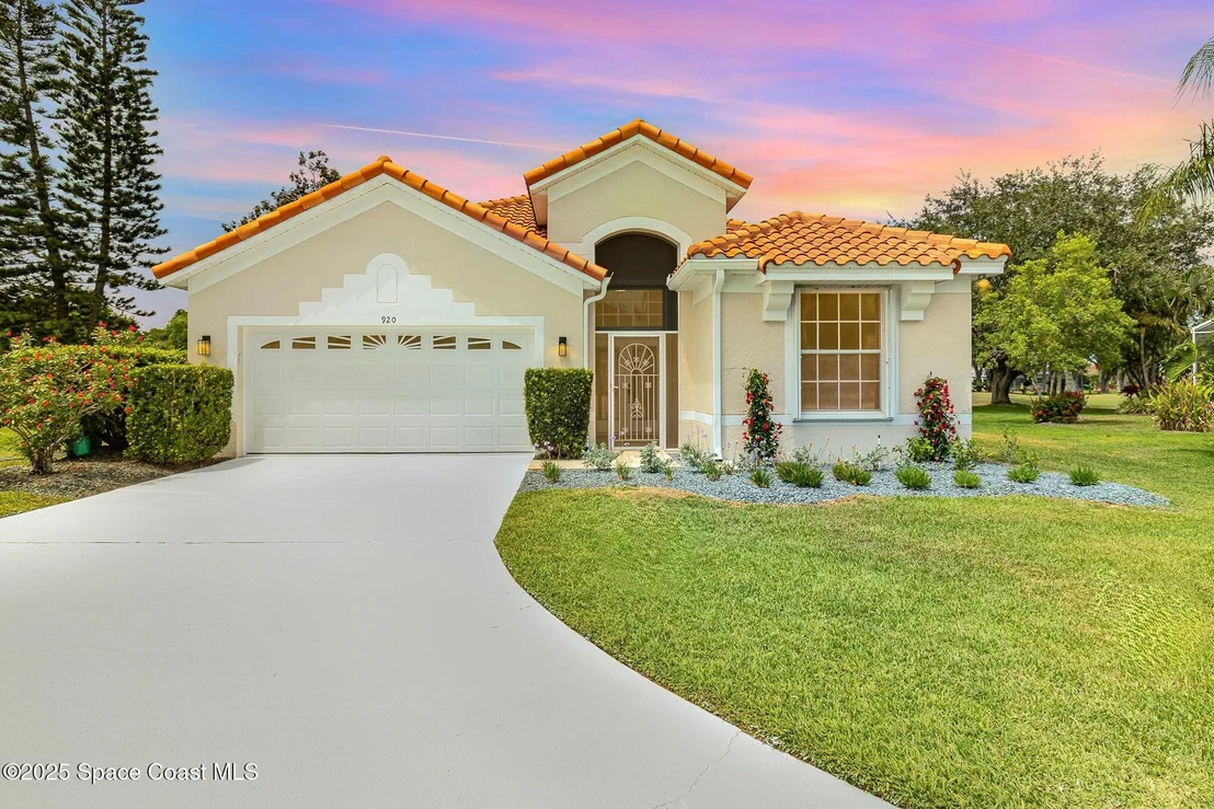 Photo of 920 Wimbledon Drive