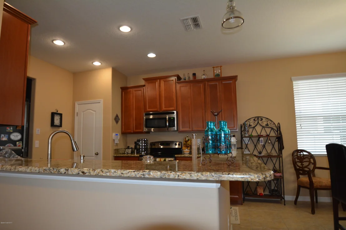 Photo of 3205 Bayflower Ave