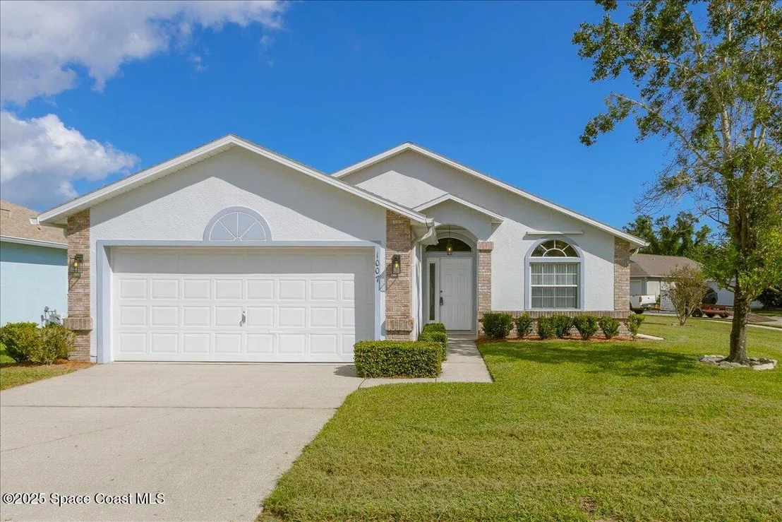 Photo of 1007 Pine Creek Circle NE
