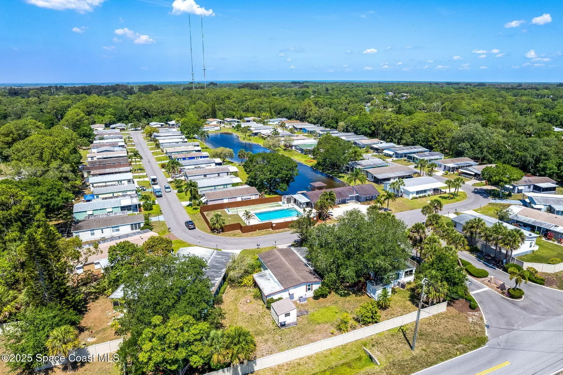 Photo of 4458 Twin Lakes Drive