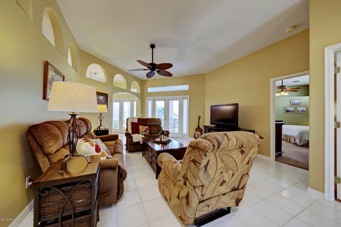 Photo of 489 Carmel Drive